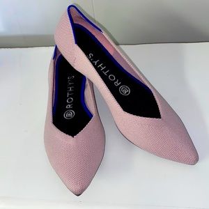 Like new! Rothy's petal pink flats size 6.5 excellent new condition without box